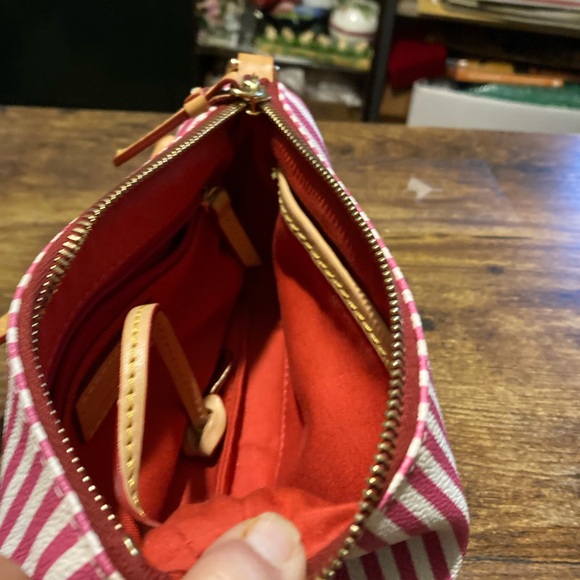 Dooney & Bourke red and tan mini purse - Picture 2 of 8